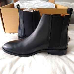 Brand new, Everlane The Modern Chelsea Boot